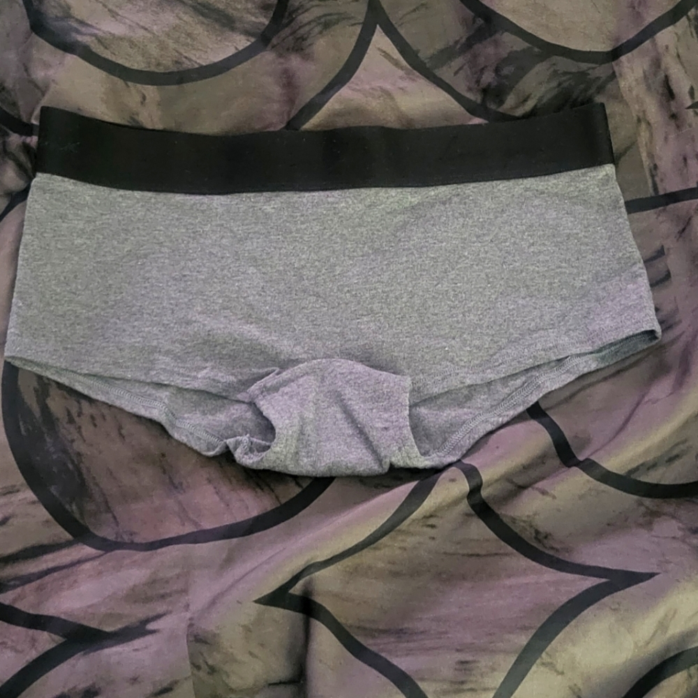 NWT VS Pink Boyshorts